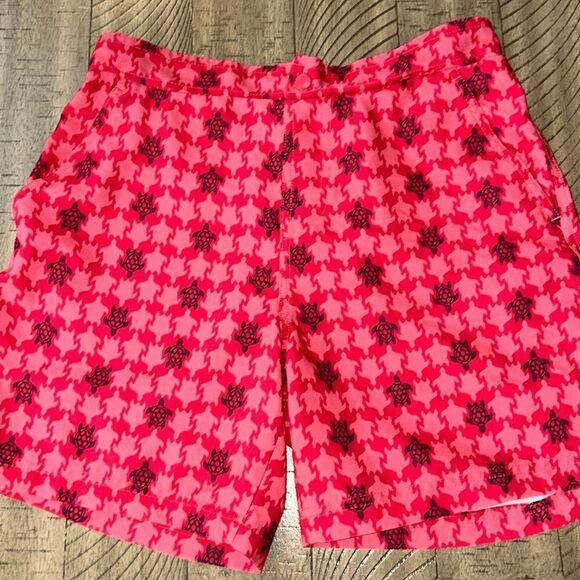 🐢 Repeat 🔁 Print 🏖️ Pull on Shorts 🩳 Elastic waist3 Pockets for your gear ⚙️ - Picture 1 of 17